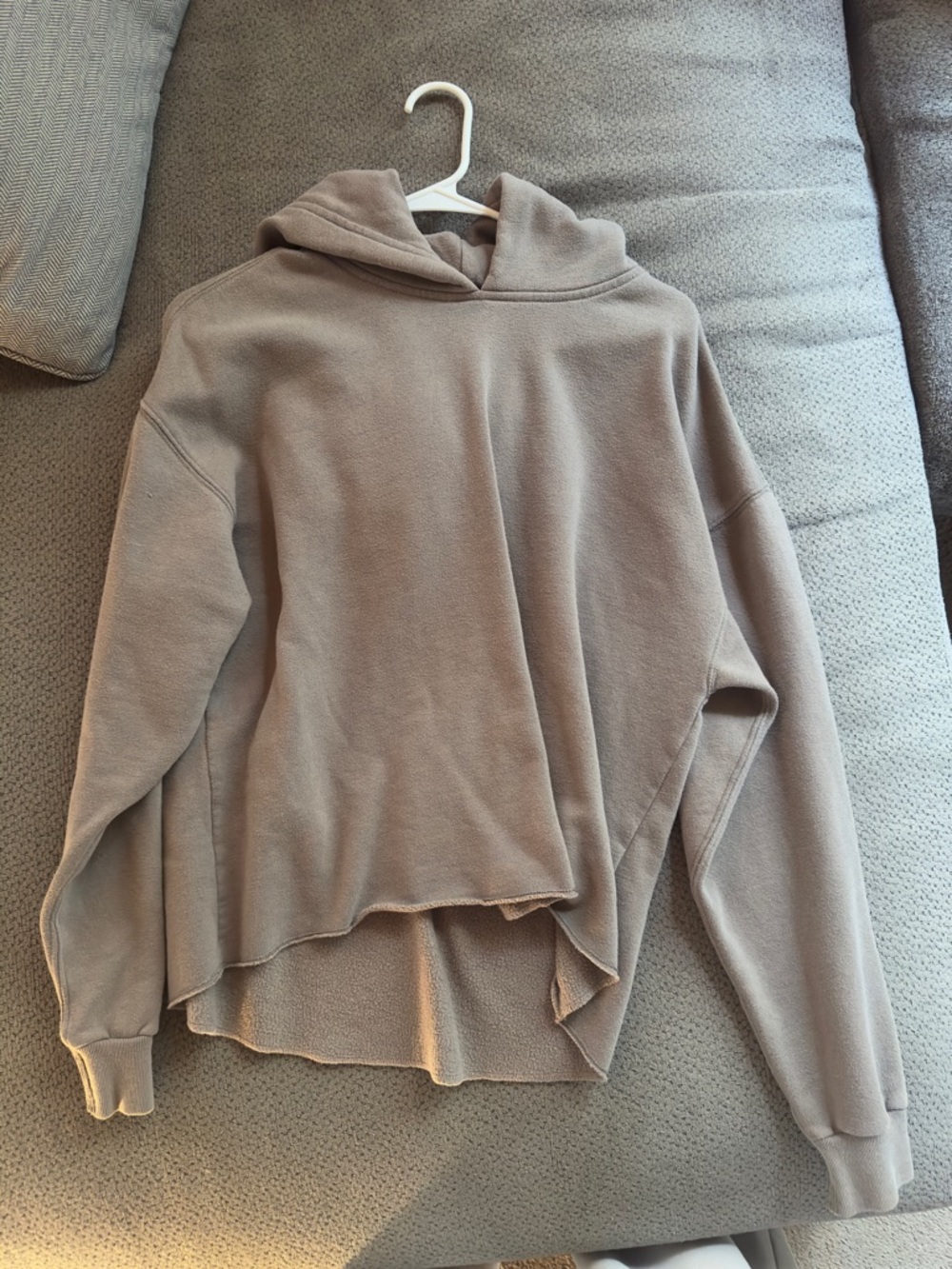 Abercrombie & Fitch Cropped Raw Hem Hoodie